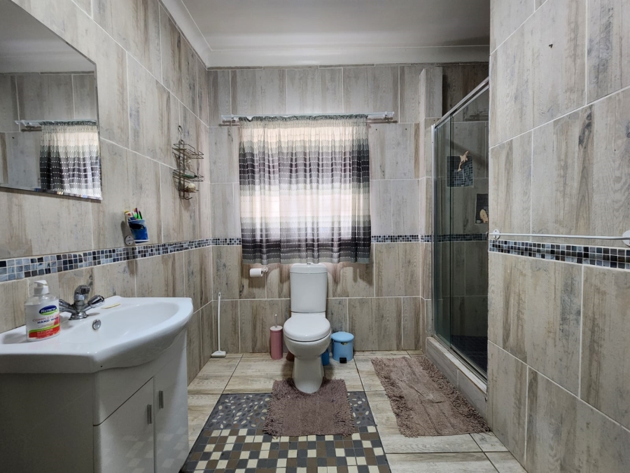 3 Bedroom Property for Sale in Heuwelsig Northern Cape